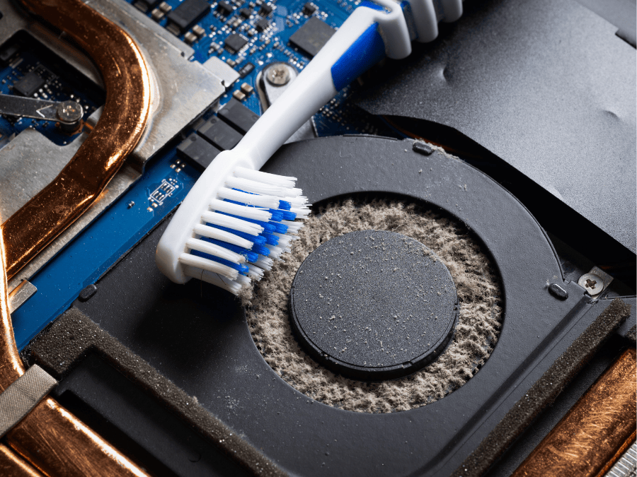 Ventilador de notebook obstruido por el polvo